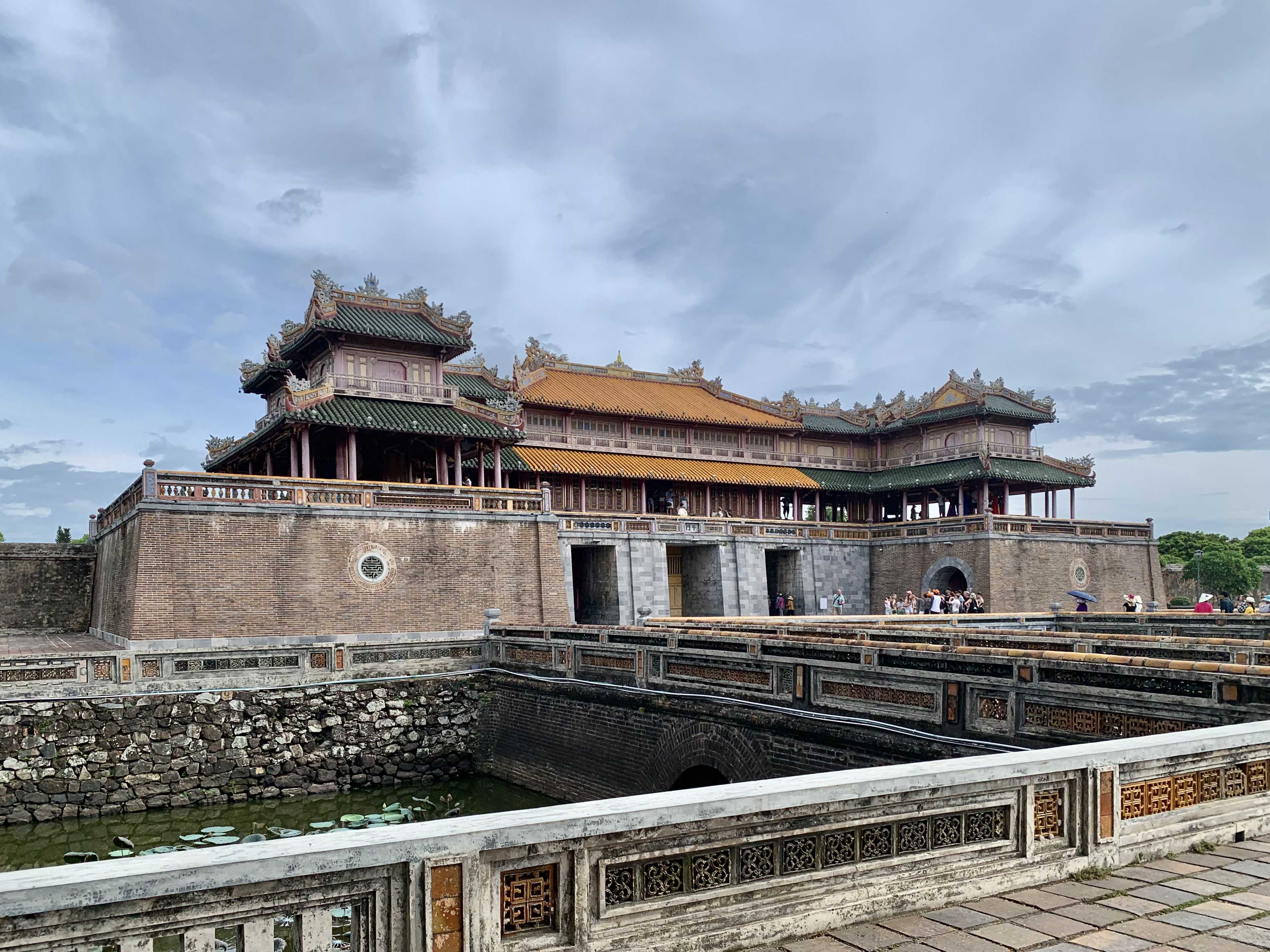 오봉루(Lầu Ngũ Phụng) 관람